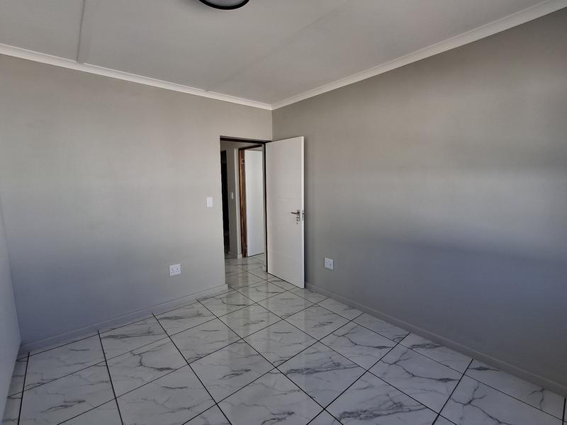 3 Bedroom Property for Sale in Britannia Bay Western Cape